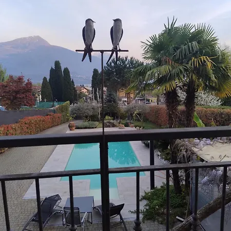 Vacation In With Pool * Gravedona