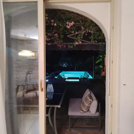 Vacation In With Pool Gravedona